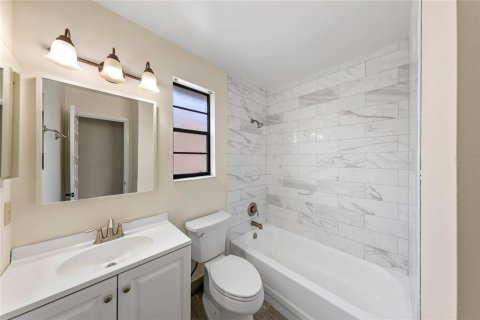 Casa en venta en Lake Mary, Florida, 3 dormitorios, 142.98 m2 № 1718423 - foto 28