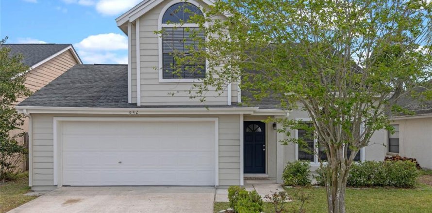 Casa en Lake Mary, Florida 3 dormitorios, 142.98 m2 № 1718423