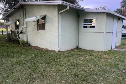 Casa en venta en Kissimmee, Florida, 2 dormitorios, 71.35 m2 № 863942 - foto 7