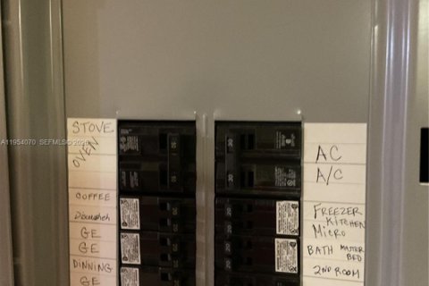 Купить кондоминиум в Майами, Флорида 2 спальни, 84.54м2, № 2009082 - фото 26