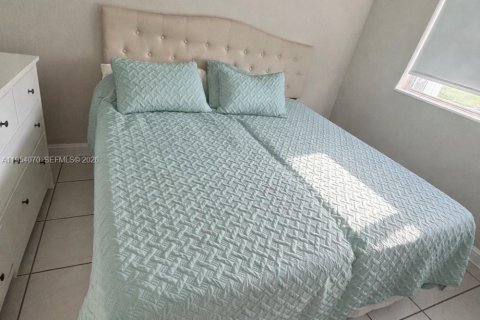 Купить кондоминиум в Майами, Флорида 2 спальни, 84.54м2, № 2009082 - фото 20