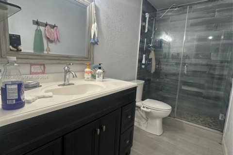 Купить кондоминиум в Майами, Флорида 2 спальни, 84.54м2, № 2009082 - фото 14