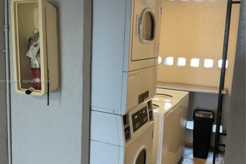 Купить кондоминиум в Майами, Флорида 2 спальни, 84.54м2, № 2009082 - фото 27