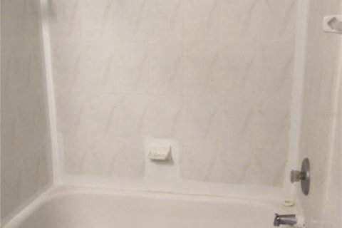 Touwnhouse à louer à Kissimmee, Floride: 4 chambres, 152.55 m2 № 1675933 - photo 13