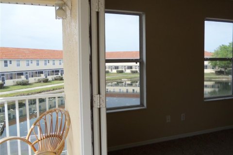 Touwnhouse à louer à Kissimmee, Floride: 4 chambres, 152.55 m2 № 1675933 - photo 6