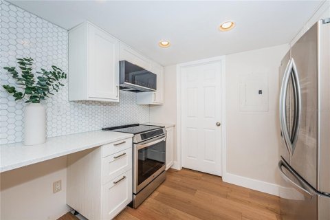 Copropriété à vendre à Saint Petersburg, Floride: 2 chambres, 116.13 m2 № 2329848 - photo 12