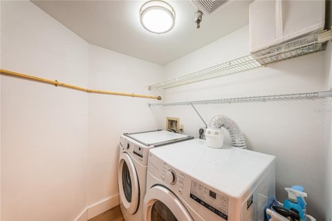 Copropriété à vendre à Saint Petersburg, Floride: 2 chambres, 116.13 m2 № 2329848 - photo 13