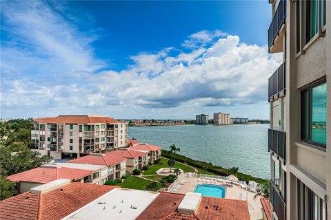 Copropriété à vendre à Saint Petersburg, Floride: 2 chambres, 116.13 m2 № 2329848 - photo 6