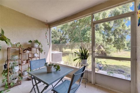 Townhouse in Brandon, Florida 2 bedrooms, 103.12 sq.m. № 1901482 - photo 19