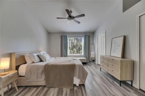 Townhouse in Brandon, Florida 2 bedrooms, 103.12 sq.m. № 1901482 - photo 14