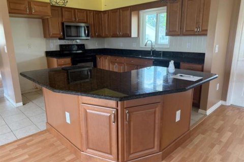 Villa ou maison à vendre à Summerfield, Floride: 2 chambres, 134.71 m2 № 1874119 - photo 3