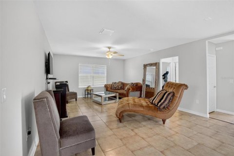 House in Wesley Chapel, Florida 4 bedrooms, 201.78 sq.m. № 1854636 - photo 7