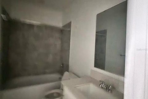 Снять в аренду виллу или дом в Дэвенпорт, Флорида 3 спальни, 156.91м2, № 1681513 - фото 8