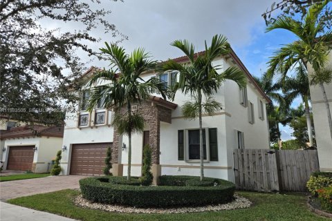 Купить виллу или дом в Хомстед, Флорида 4 спальни, 258.27м2, № 1991306 - фото 3