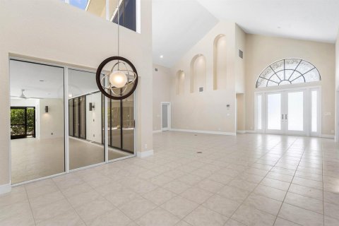 House in Palm Beach Gardens, Florida 4 bedrooms, 293.48 sq.m. № 2190222 - photo 10