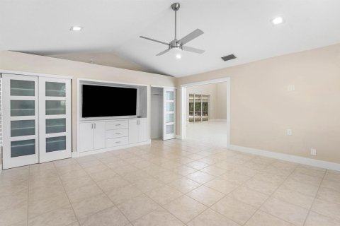 House in Palm Beach Gardens, Florida 4 bedrooms, 293.48 sq.m. № 2190222 - photo 27