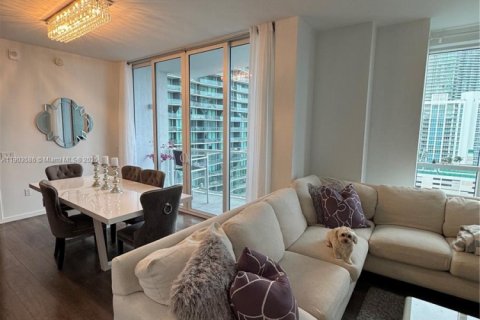 Condo in Miami, Florida, 1 bedroom  № 1956040 - photo 7