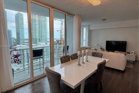 Condo in Miami, Florida, 1 bedroom  № 1956040 - photo 4