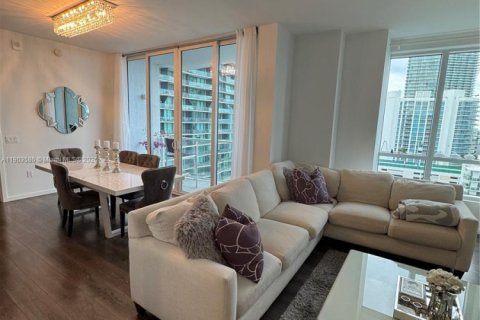 Condo in Miami, Florida, 1 bedroom  № 1956040 - photo 6