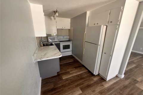 Apartamento en alquiler en Englewood, Florida, 1 dormitorio, 60.39 m2 № 1846636 - foto 4