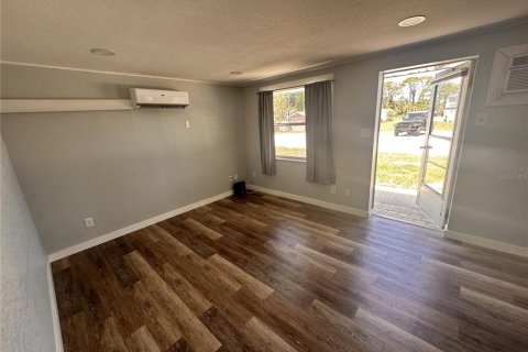 Apartamento en alquiler en Englewood, Florida, 1 dormitorio, 60.39 m2 № 1846636 - foto 2