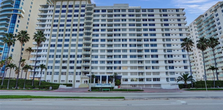 Condo à Miami Beach, Floride, 2 chambres  № 1865426