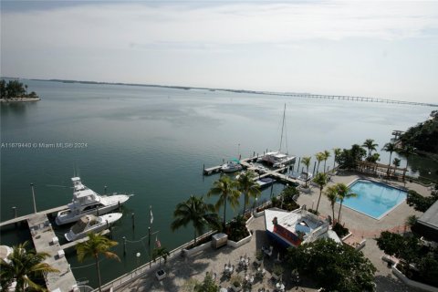 Condominio en venta en Miami, Florida, 3 dormitorios, 91.97 m2 № 1811631 - foto 4