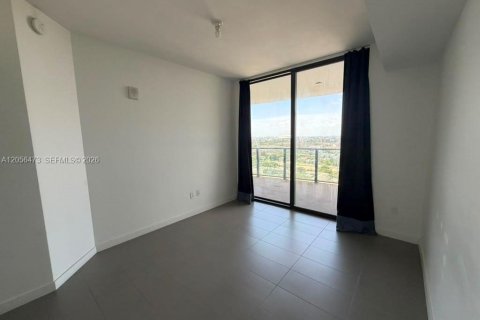 Condominio en alquiler en Miami, Florida, 1 dormitorio, 78.97 m2 № 2168520 - foto 19