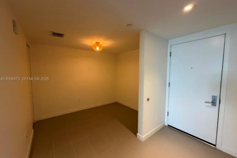 Condominio en alquiler en Miami, Florida, 1 dormitorio, 78.97 m2 № 2168520 - foto 21