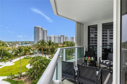 Condominio en venta en Aventura, Florida, 3 dormitorios, 173.26 m2 № 2034703 - foto 15