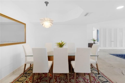 Condominio en venta en Aventura, Florida, 3 dormitorios, 173.26 m2 № 2034703 - foto 6