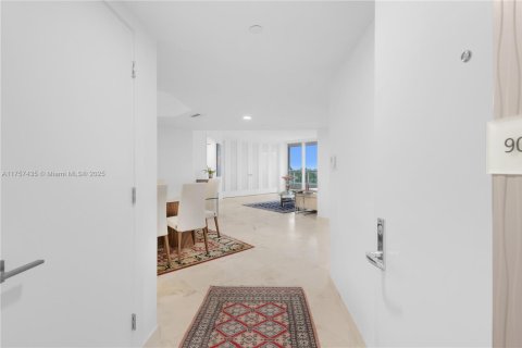 Condominio en venta en Aventura, Florida, 3 dormitorios, 173.26 m2 № 2034703 - foto 4