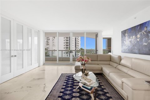 Condominio en venta en Aventura, Florida, 3 dormitorios, 173.26 m2 № 2034703 - foto 9