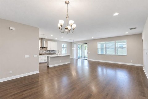 Villa ou maison à louer à Lutz, Floride: 5 chambres, 310.01 m2 № 2403051 - photo 24
