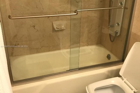 Copropriété à louer à Hallandale Beach, Floride: 2 chambres, 115.94 m2 № 1753802 - photo 23
