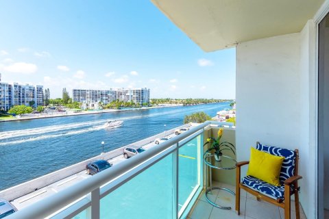 Condo in Hollywood, Florida, 1 bedroom  № 2025178