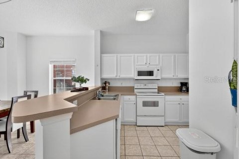 Adosado en venta en Kissimmee, Florida, 3 dormitorios, 118.64 m2 № 2238066 - foto 6