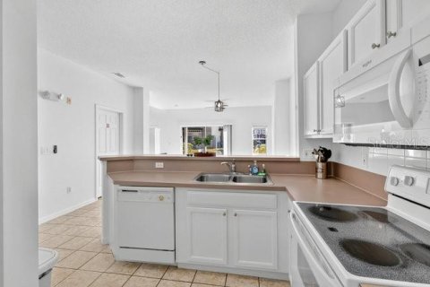 Adosado en venta en Kissimmee, Florida, 3 dormitorios, 118.64 m2 № 2238066 - foto 8