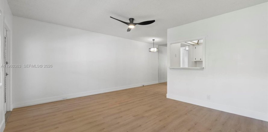 Кондоминиум с 1 спальней в Дирфилд-Бич, Флорида № 2020341