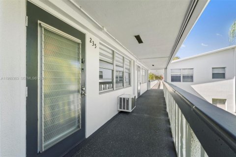 Купить кондоминиум в Дирфилд-Бич, Флорида 1 спальня, 54.35м2, № 2020341 - фото 17