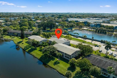 Купить кондоминиум в Дирфилд-Бич, Флорида 1 спальня, 54.35м2, № 2020341 - фото 22