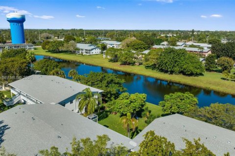 Купить кондоминиум в Дирфилд-Бич, Флорида 1 спальня, 54.35м2, № 2020341 - фото 30