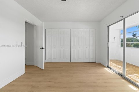 Купить кондоминиум в Дирфилд-Бич, Флорида 1 спальня, 54.35м2, № 2020341 - фото 11