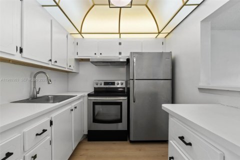 Купить кондоминиум в Дирфилд-Бич, Флорида 1 спальня, 54.35м2, № 2020341 - фото 5