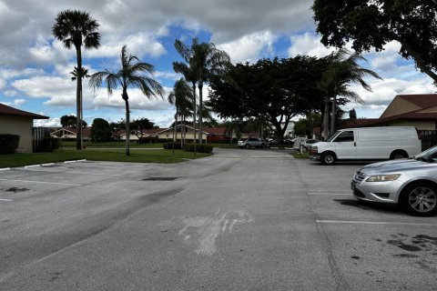 Appartement à louer à West Palm Beach, Floride: 2 chambres, 106.09 m2 № 2260986 - photo 7