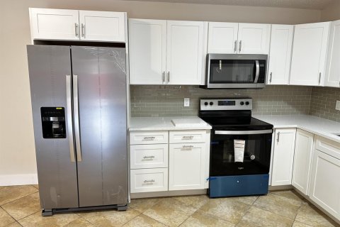 Appartement à louer à West Palm Beach, Floride: 2 chambres, 106.09 m2 № 2260986 - photo 3