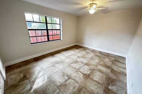 Appartement à louer à West Palm Beach, Floride: 2 chambres, 106.09 m2 № 2260986 - photo 14
