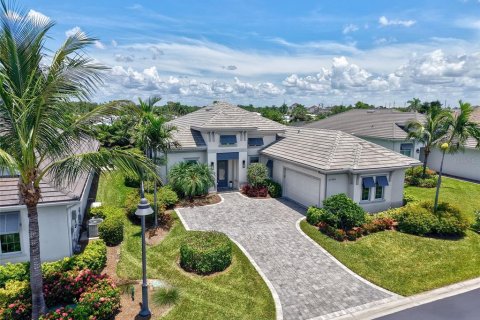 House in Fort Myers, Florida 4 bedrooms, 213.21 sq.m. № 1886186 - photo 2