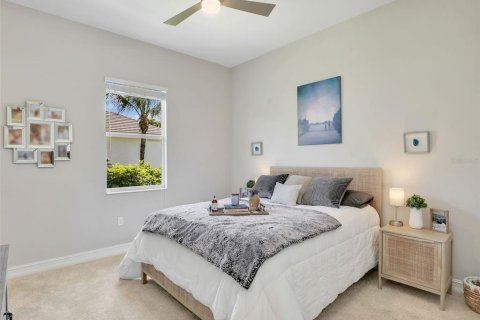 House in Fort Myers, Florida 4 bedrooms, 213.21 sq.m. № 1886186 - photo 30