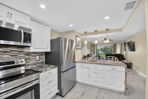 Copropriété à vendre à Boynton Beach, Floride: 2 chambres, 91.6 m2 № 2262450 - photo 9